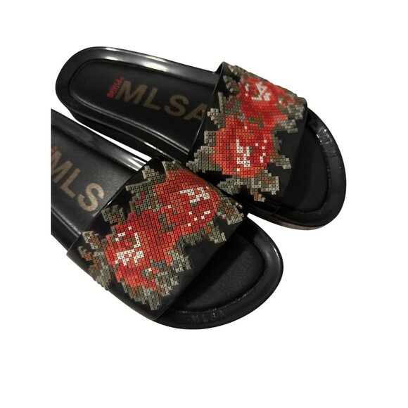 MELISSA Rose Faux Needlepoint Pool Slides Sandals Size US 9 / EUR 40 - Picture 3 of 7